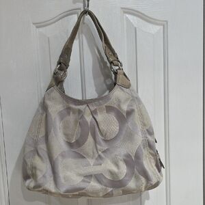Coach 13894 Gray Op art Maggie Hobo Shouldrr Tote Hand Bag.